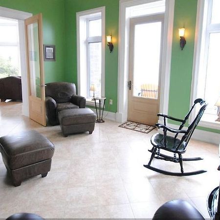 Cliffside Bed & Breakfast Culloden Екстер'єр фото